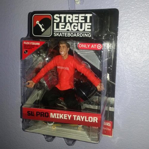 Street League Skateboarding SLS Pro Mikey Taylor Orange Shirt