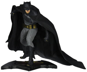 DC Collectibles Batman vs. Superman: Dawn of Justice: Batman Statue