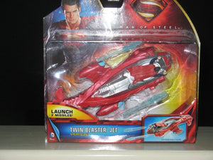 Superman: Man of Steel Vehicle With Figure - Twin Blaster Jet