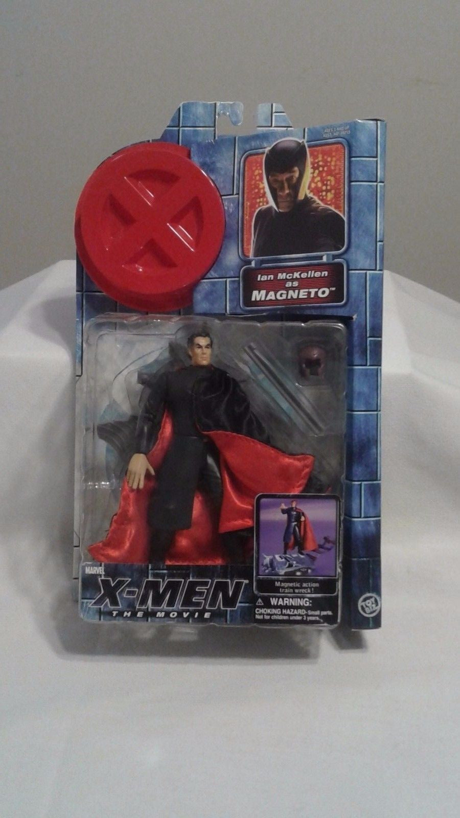X-Men The Movie - Action Figures - Magneto